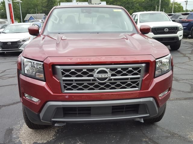 2024 Nissan Frontier SV