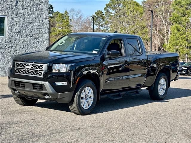 2024 Nissan Frontier SV