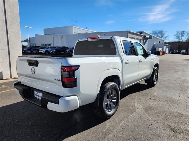 2024 Nissan Frontier SV