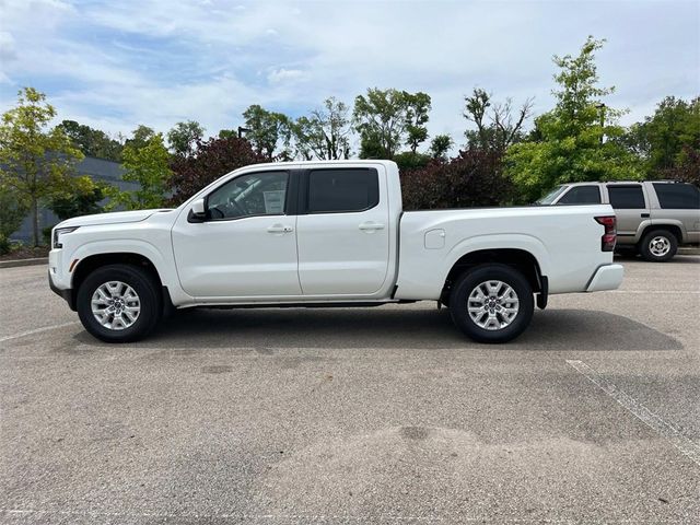 2024 Nissan Frontier SV