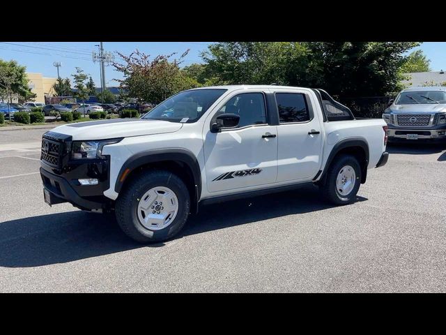 2024 Nissan Frontier SV