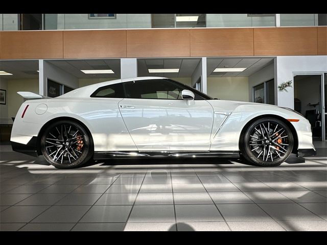 2024 Nissan GT-R Premium