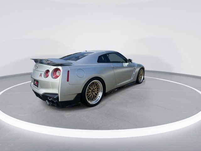 2024 Nissan GT-R T-spec