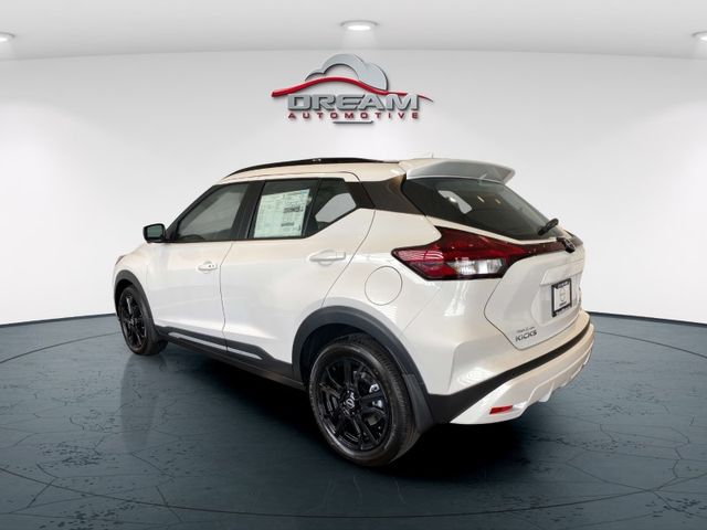 2024 Nissan Kicks SR