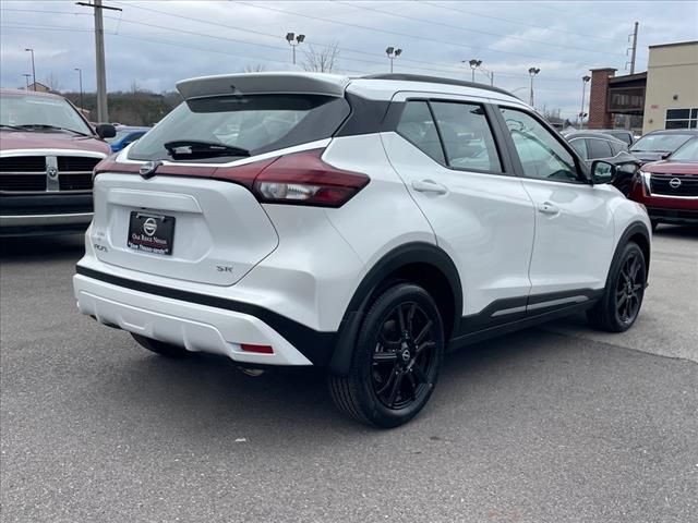 2024 Nissan Kicks SR