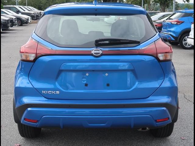 2024 Nissan Kicks S