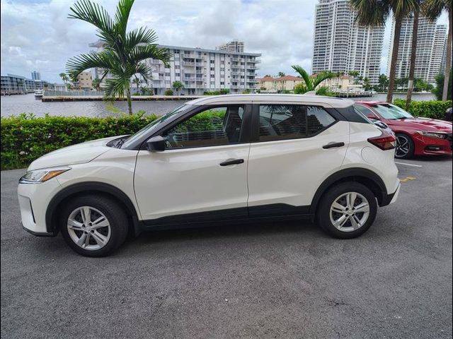 2024 Nissan Kicks S
