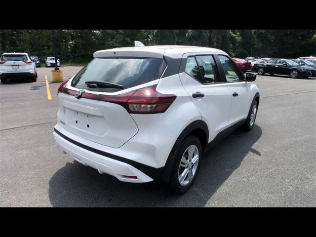 2024 Nissan Kicks S