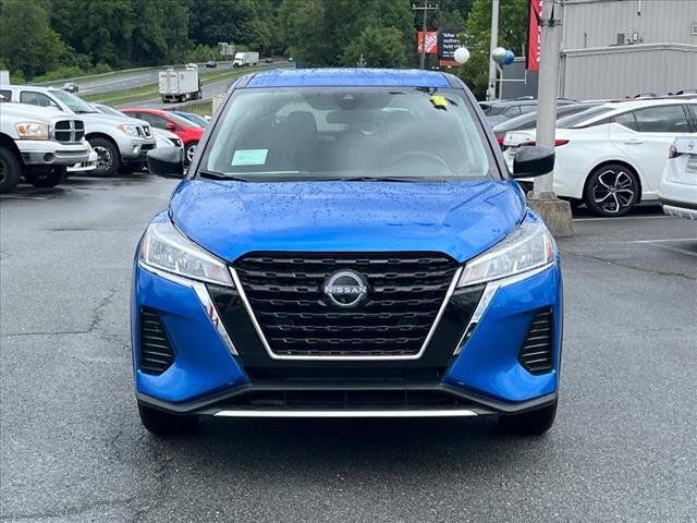 2024 Nissan Kicks S