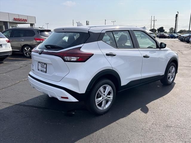 2024 Nissan Kicks S