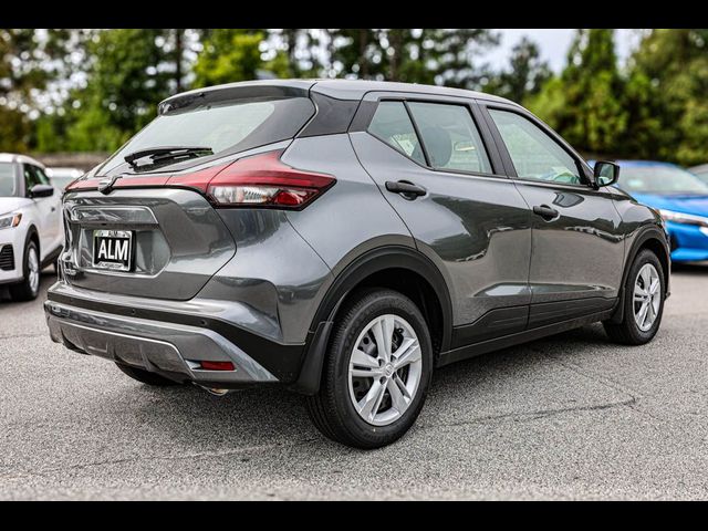 2024 Nissan Kicks S