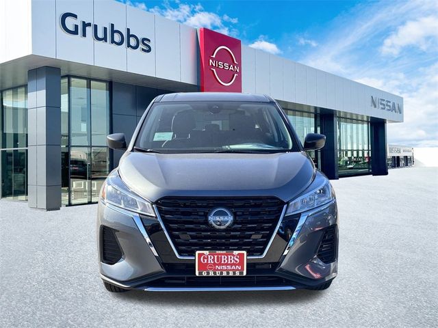 2024 Nissan Kicks S