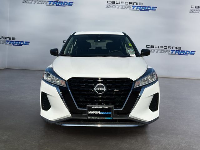 2024 Nissan Kicks S
