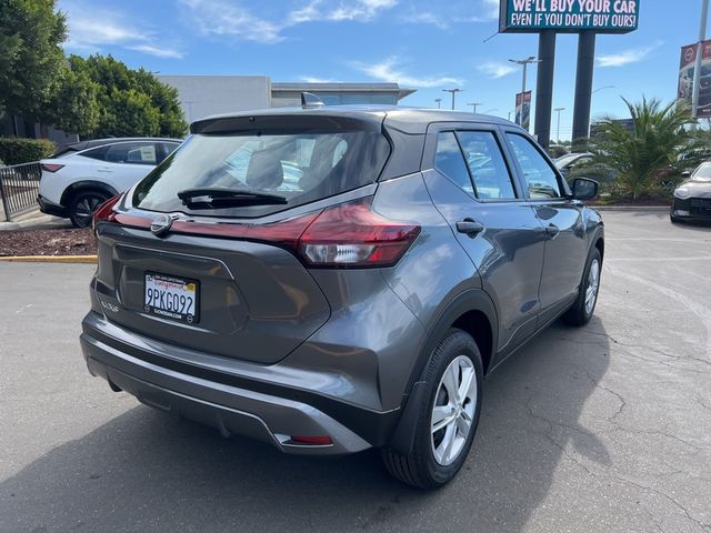 2024 Nissan Kicks S