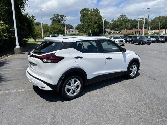 2024 Nissan Kicks S