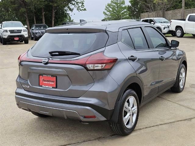 2024 Nissan Kicks S