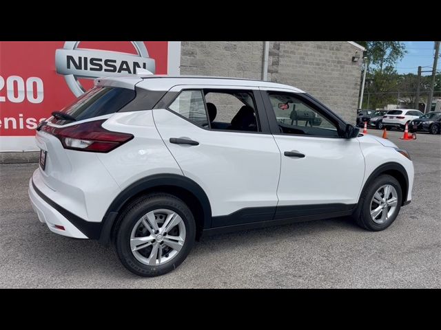 2024 Nissan Kicks S