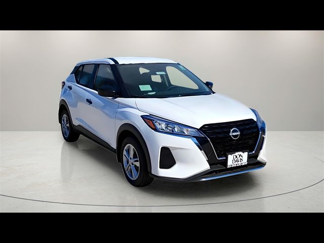 2024 Nissan Kicks S