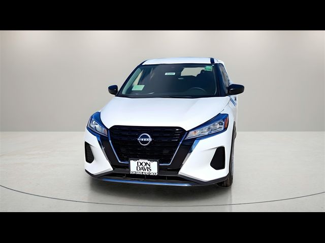 2024 Nissan Kicks S