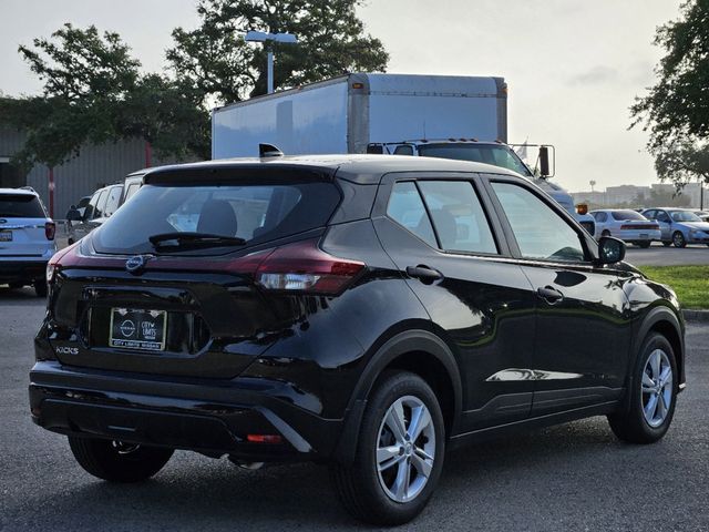 2024 Nissan Kicks S