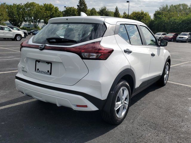 2024 Nissan Kicks S