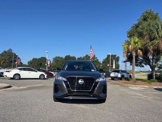 2024 Nissan Kicks S