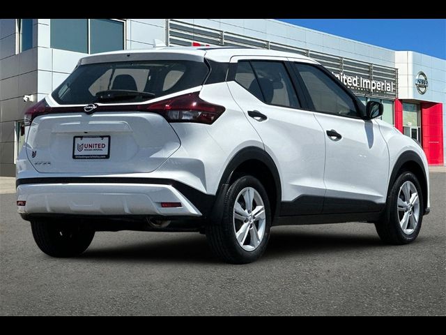 2024 Nissan Kicks S