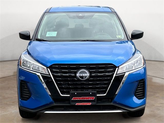 2024 Nissan Kicks S