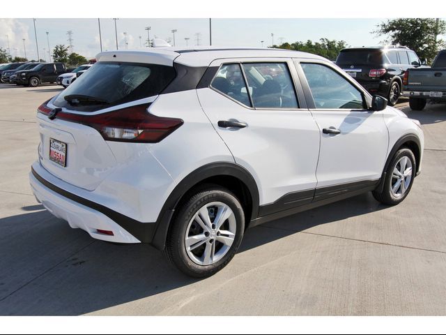 2024 Nissan Kicks S