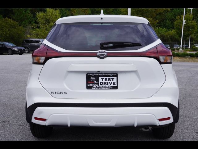 2024 Nissan Kicks S