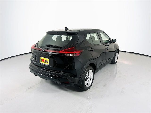 2024 Nissan Kicks S