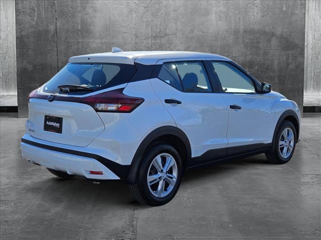 2024 Nissan Kicks S