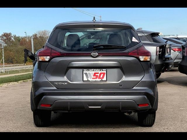 2024 Nissan Kicks S