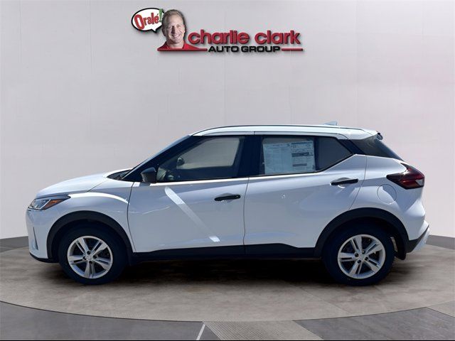 2024 Nissan Kicks S