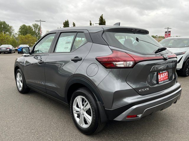 2024 Nissan Kicks S