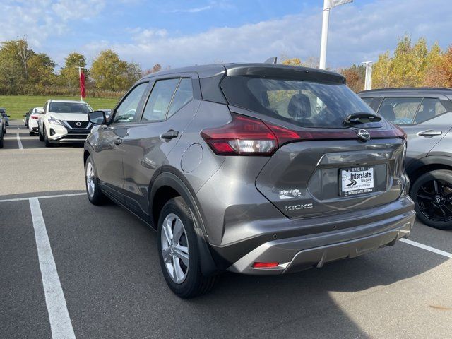 2024 Nissan Kicks S