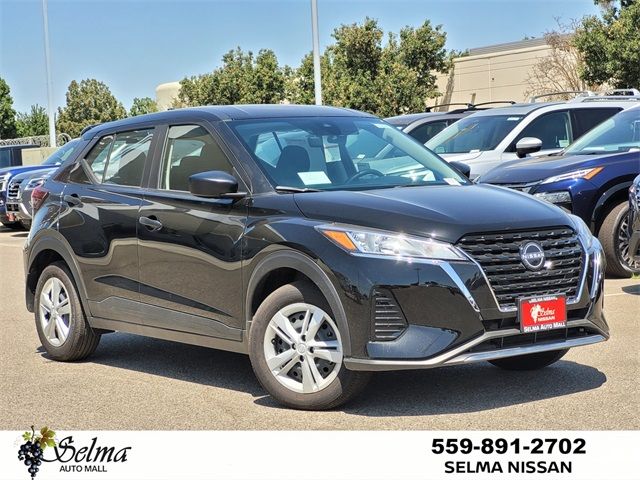 2024 Nissan Kicks S