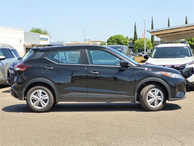 2024 Nissan Kicks S