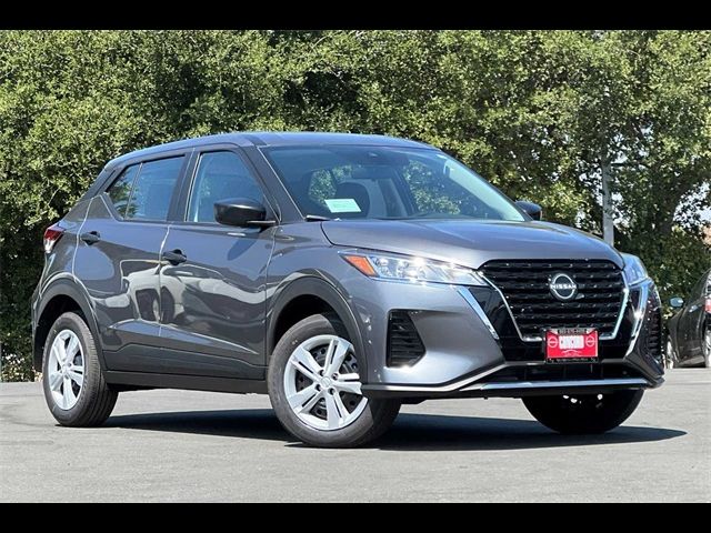 2024 Nissan Kicks S