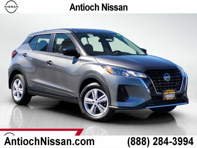 2024 Nissan Kicks S