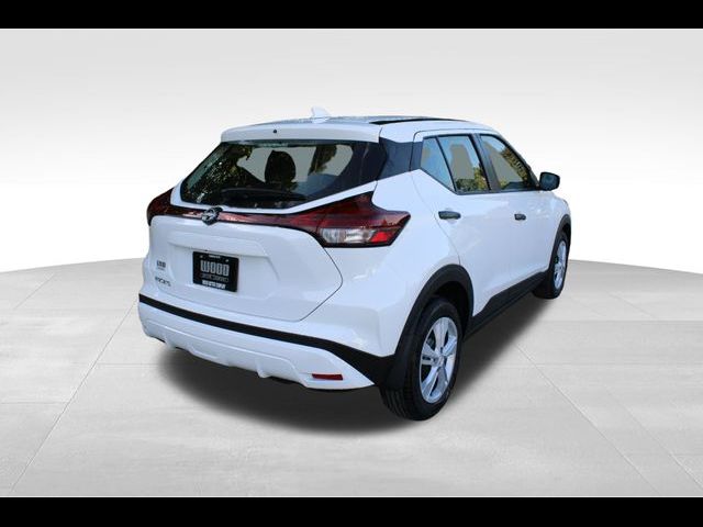 2024 Nissan Kicks S