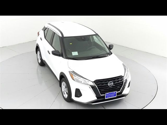 2024 Nissan Kicks S