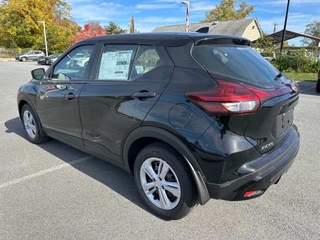 2024 Nissan Kicks S