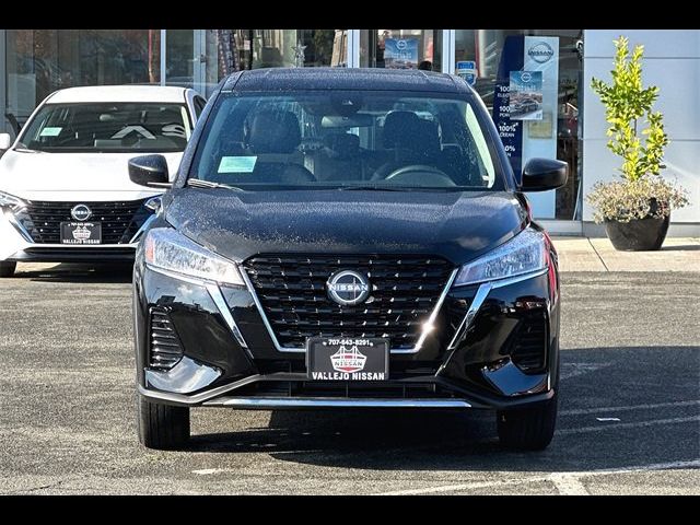 2024 Nissan Kicks S