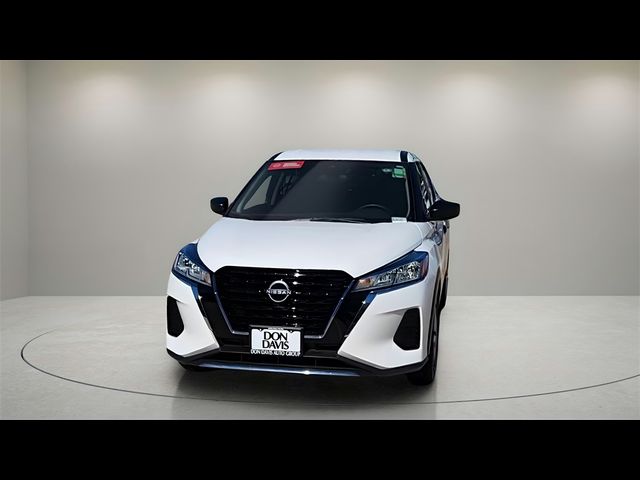 2024 Nissan Kicks S