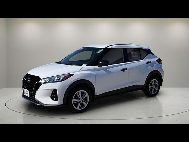 2024 Nissan Kicks S