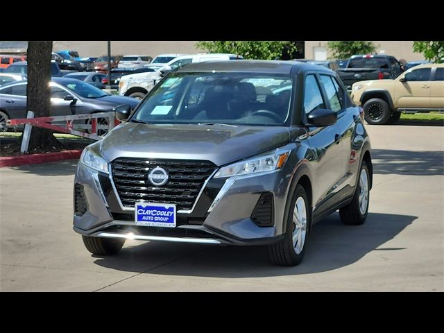 2024 Nissan Kicks S