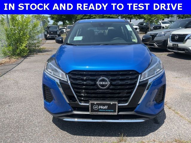 2024 Nissan Kicks S