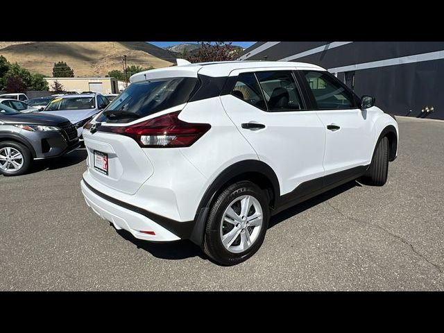 2024 Nissan Kicks S