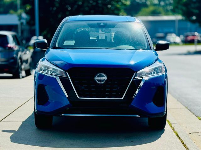 2024 Nissan Kicks S